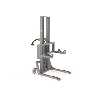 Specialised roll lifter solution with notches able to handle roll with thick shafts.