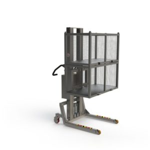 On this electric lifting aid you can't see the lifting tool, however it is a simple fork which allows for lifting many types of loads such as pallets, boxes, and in this case, metal cages.