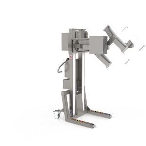 On this pharma drum lifting device is mounted a fully electric linear lift clamp and a tipping tool, ideal when needing to empty vessels.