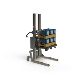 On this heavy lifting machinery we have attached a simple fork making it able to lift pallets and boxes up to 250 kg.